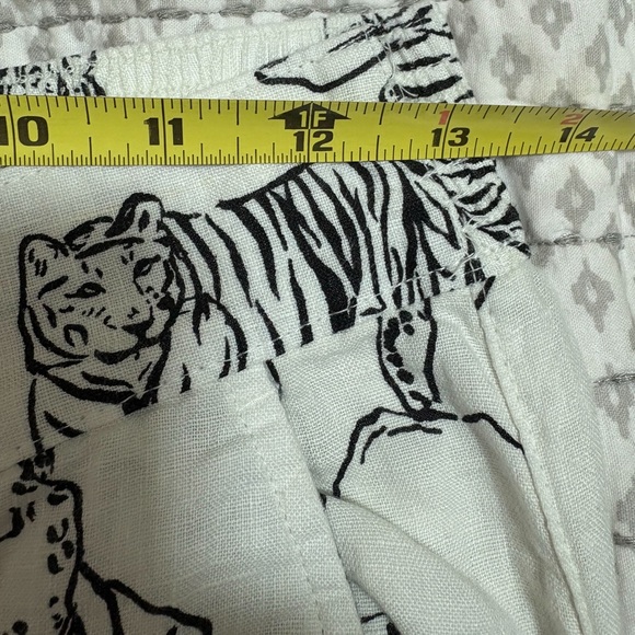 Cynthia Rowley Linen Big Cats Print Pants Size Medium - Picture 4 of 5